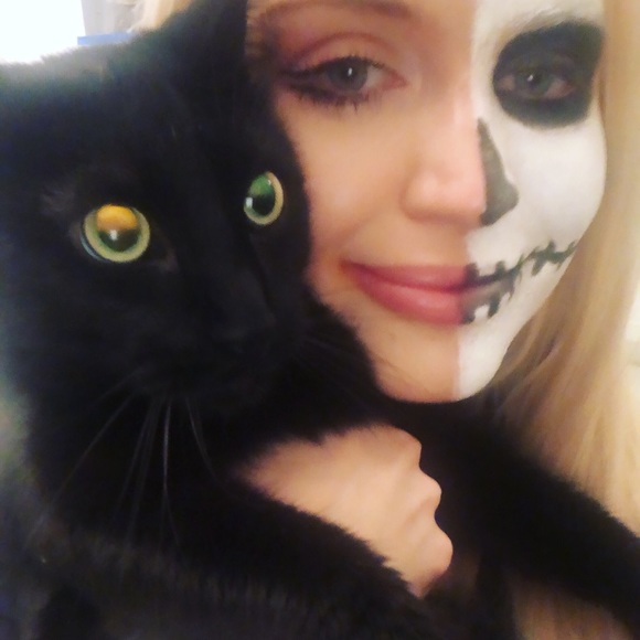 Meet your Posher - Picture 2 of 4